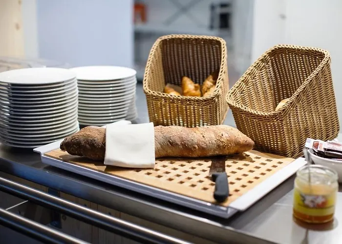 Sport- Und Don Bosco فندق *