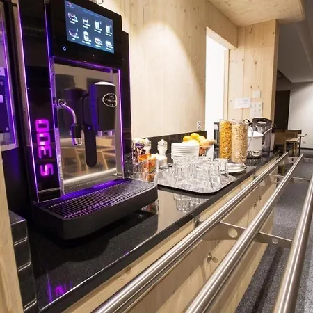 Sport- Und Don Bosco Hotel *